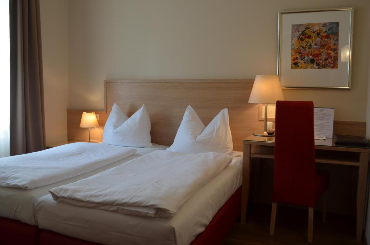 וינה Hotel Jaeger - Family Tradition Since 1911 מראה חיצוני תמונה