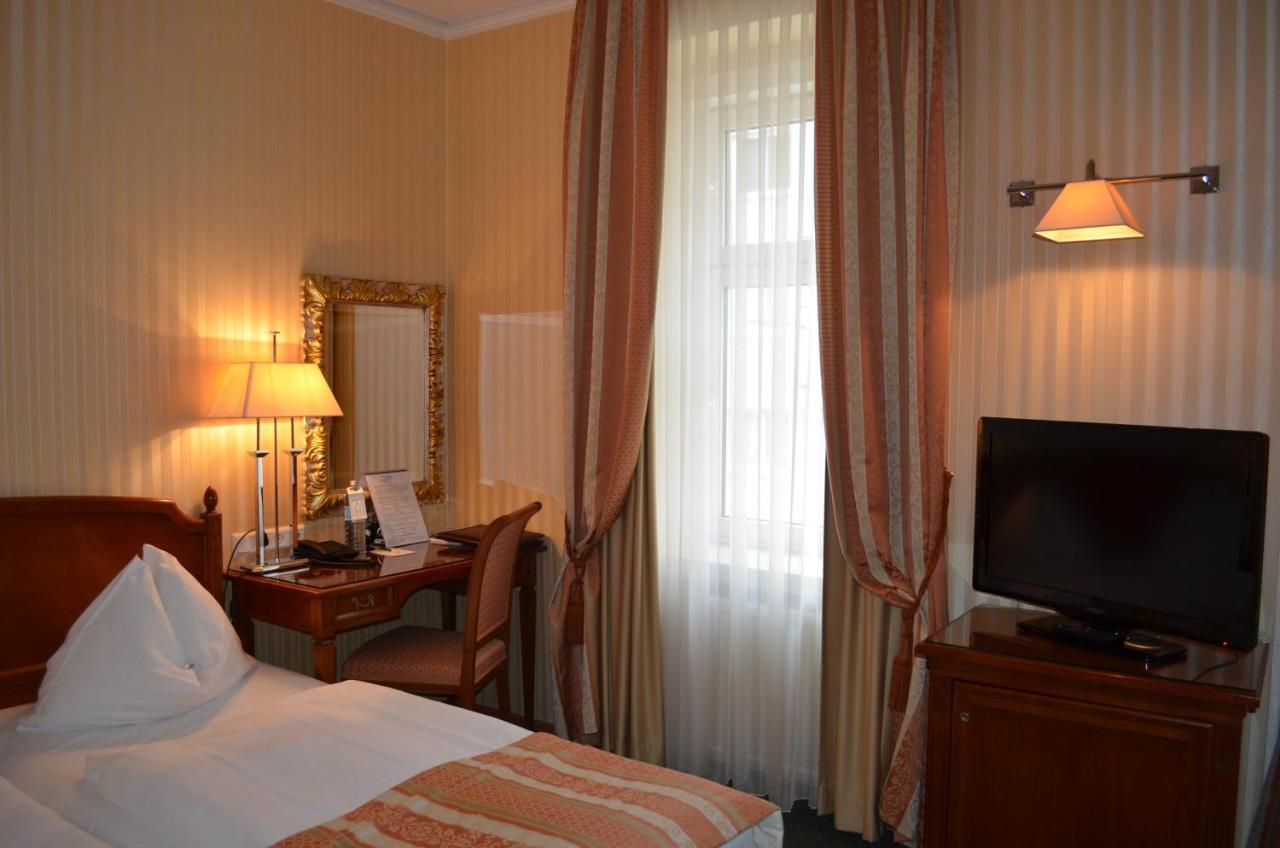 וינה Hotel Jaeger - Family Tradition Since 1911 מראה חיצוני תמונה